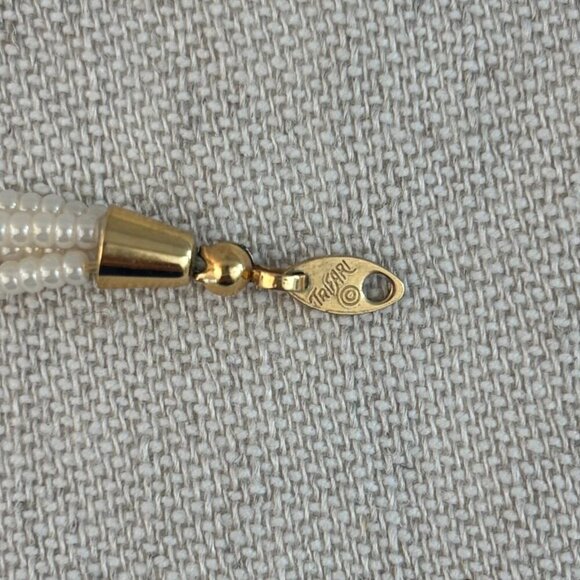 Crown Trifari Faux Pearl Necklace - Vintage - Picture 5 of 6